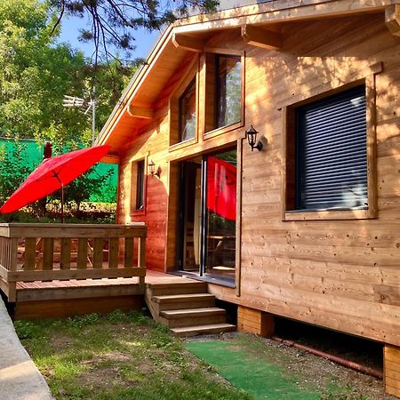 Camping L'Enclave Mobil-Home Estavar 外观 照片