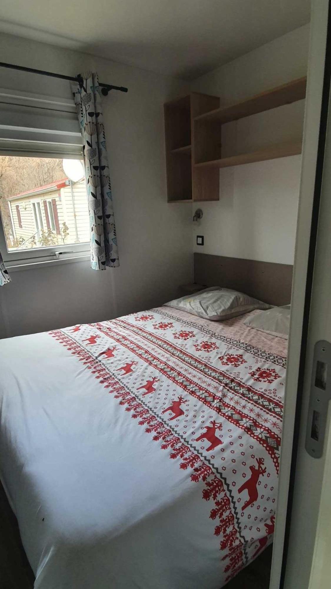 Camping L'Enclave Mobil-Home Estavar 外观 照片
