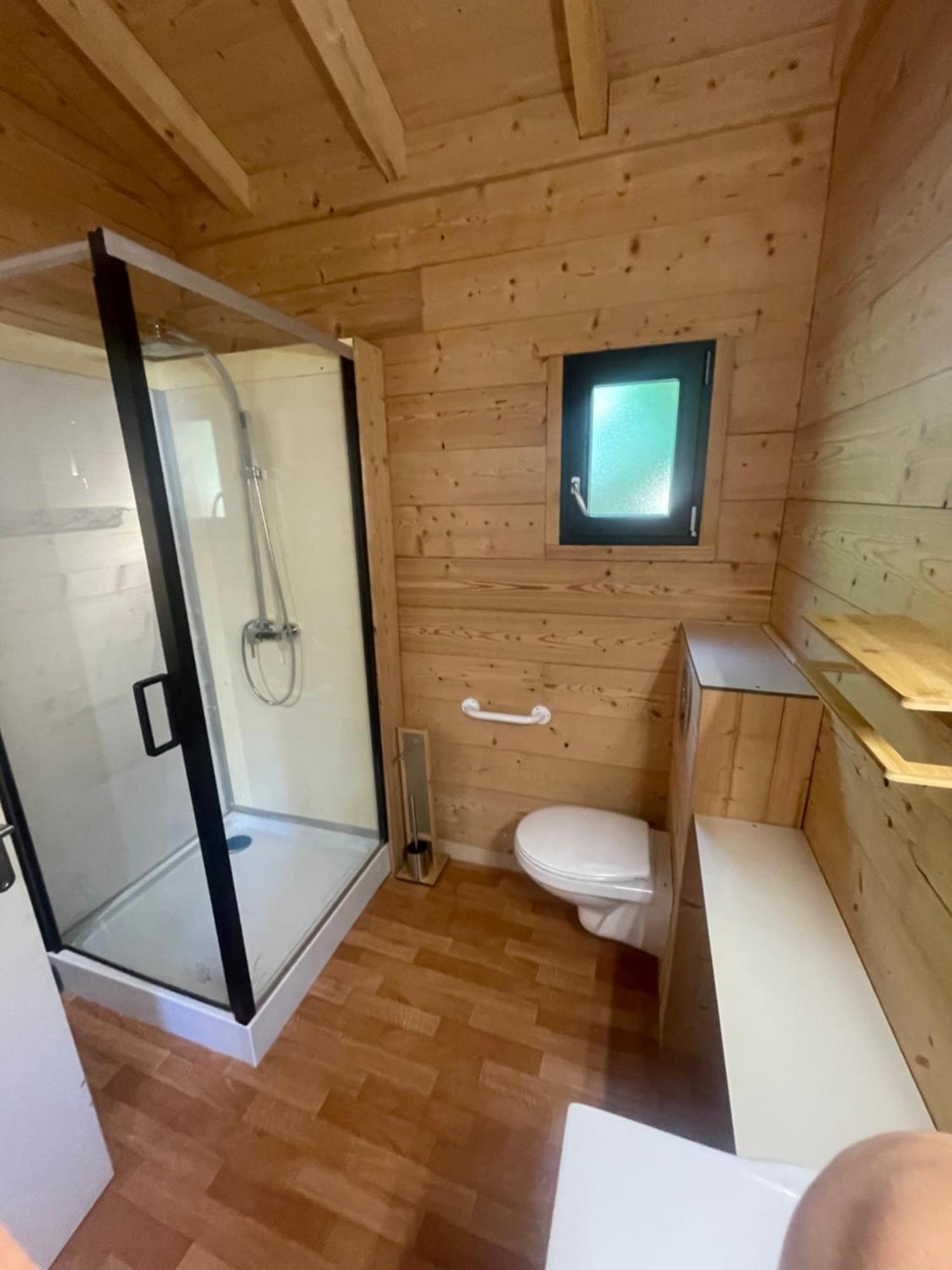 Camping L'Enclave Mobil-Home Estavar 外观 照片