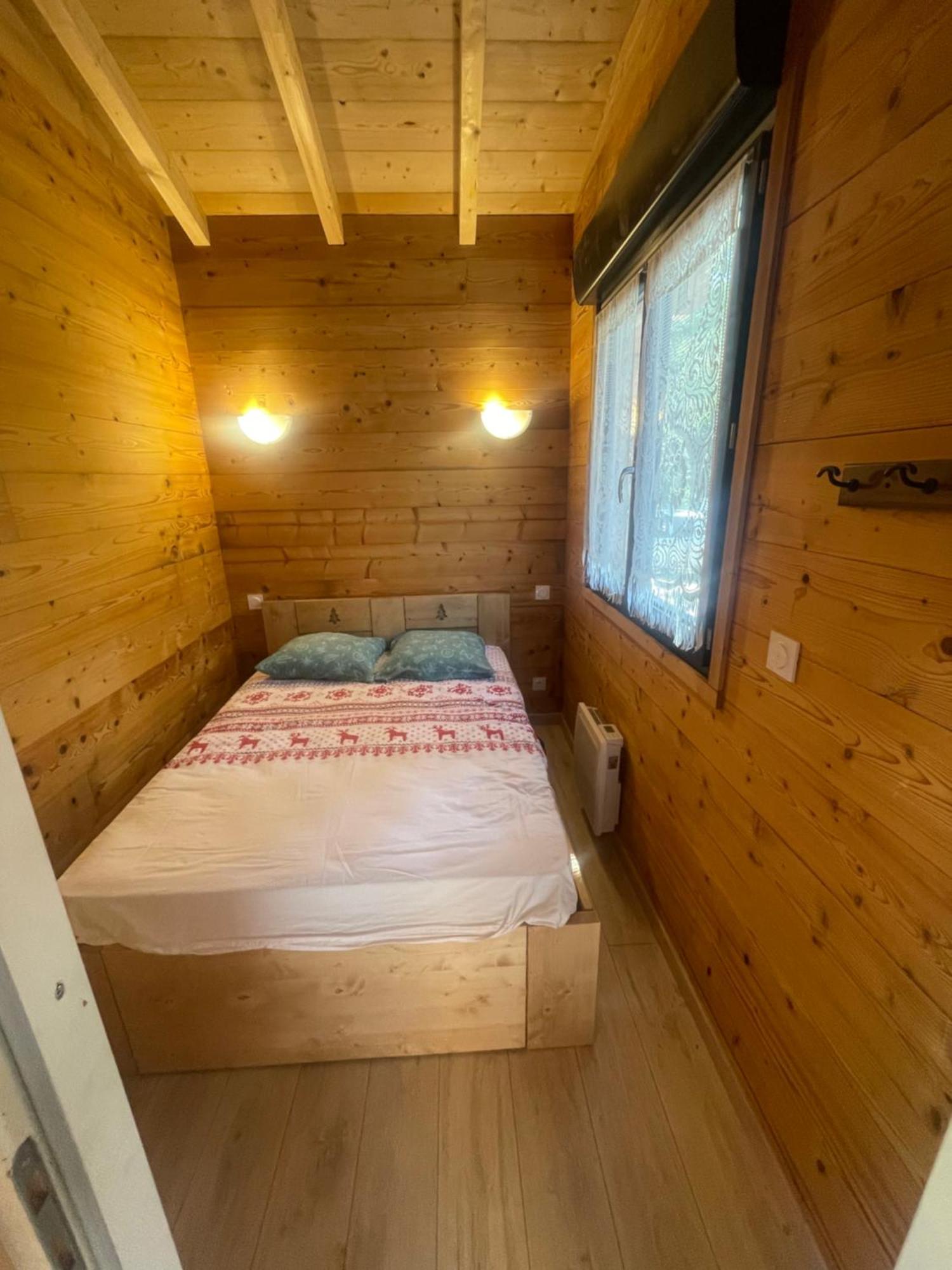 Camping L'Enclave Mobil-Home Estavar 外观 照片