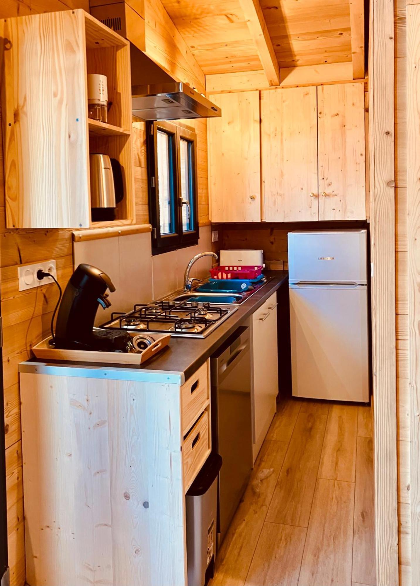 Camping L'Enclave Mobil-Home Estavar 外观 照片