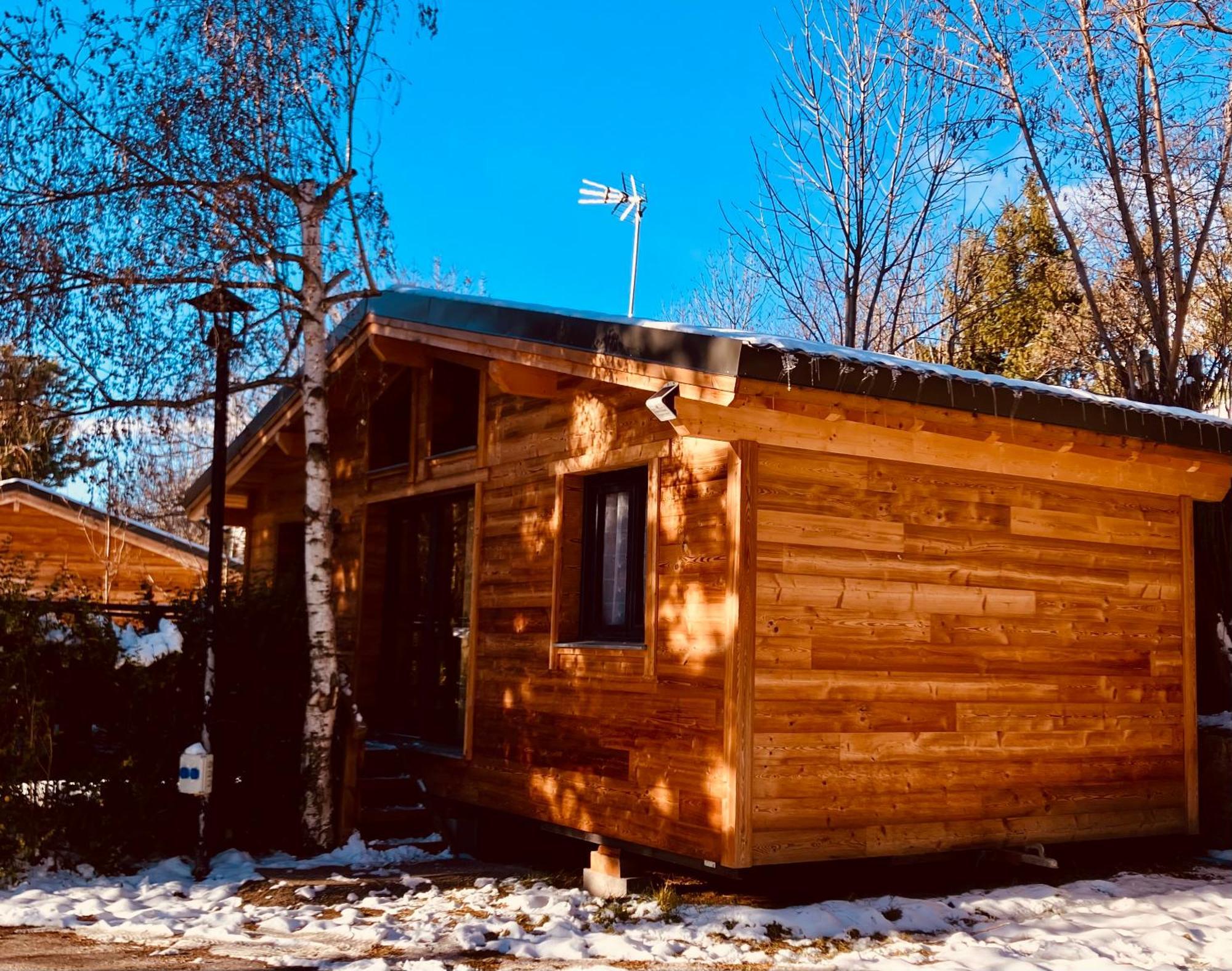 Camping L'Enclave Mobil-Home Estavar 外观 照片